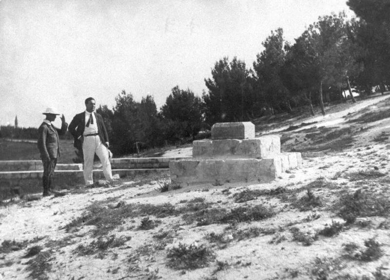 דר' ויצמן בטקס הנחת אבני הפינה משנת 1918